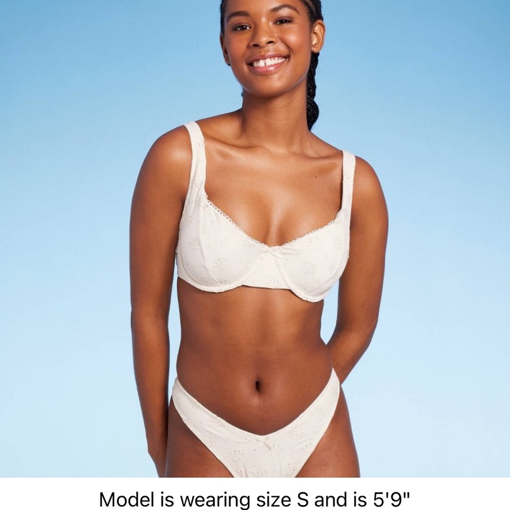 Women’s pointelle underwire bikini